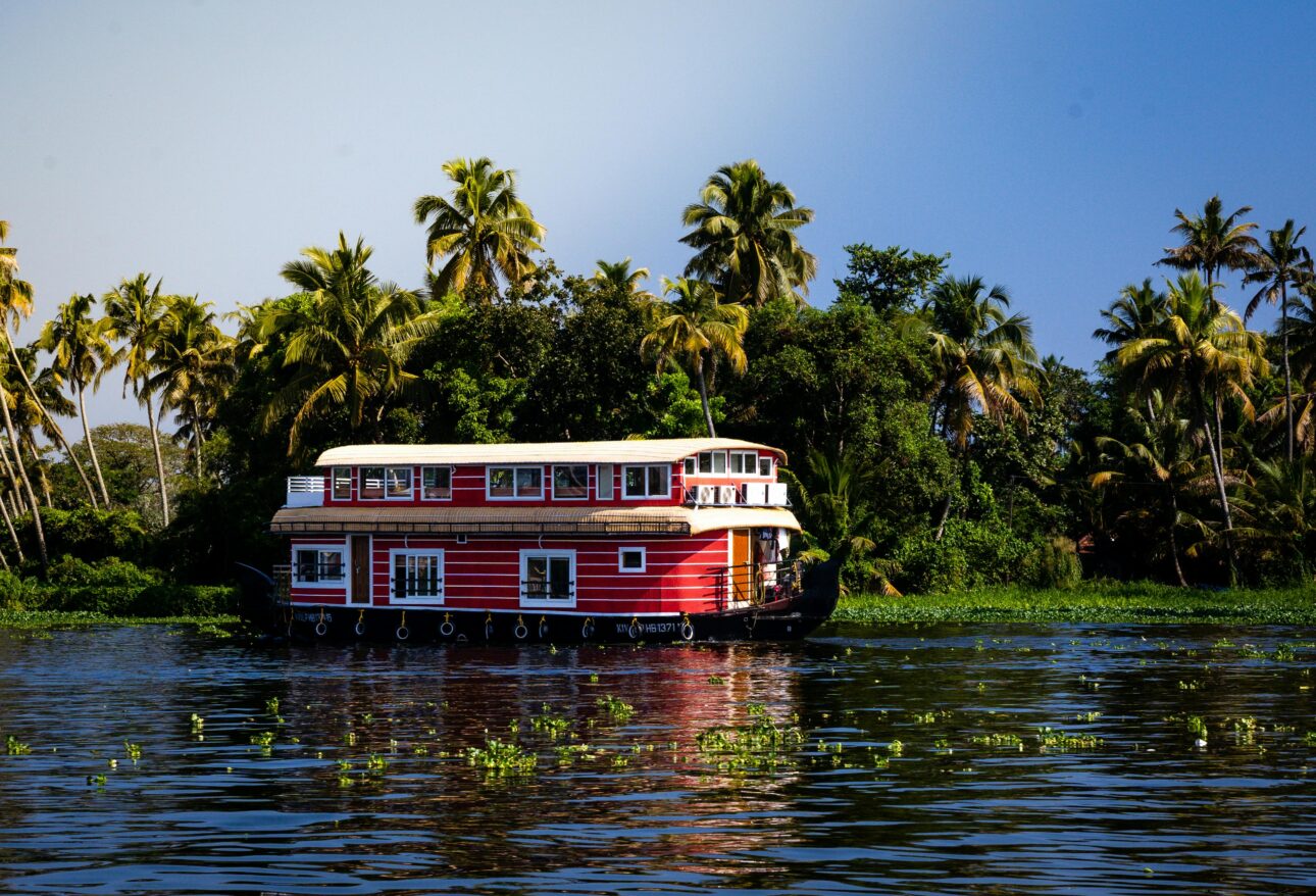 Kerala Honeymoon Packing Checklist for Couples Traveling from the USA & UK